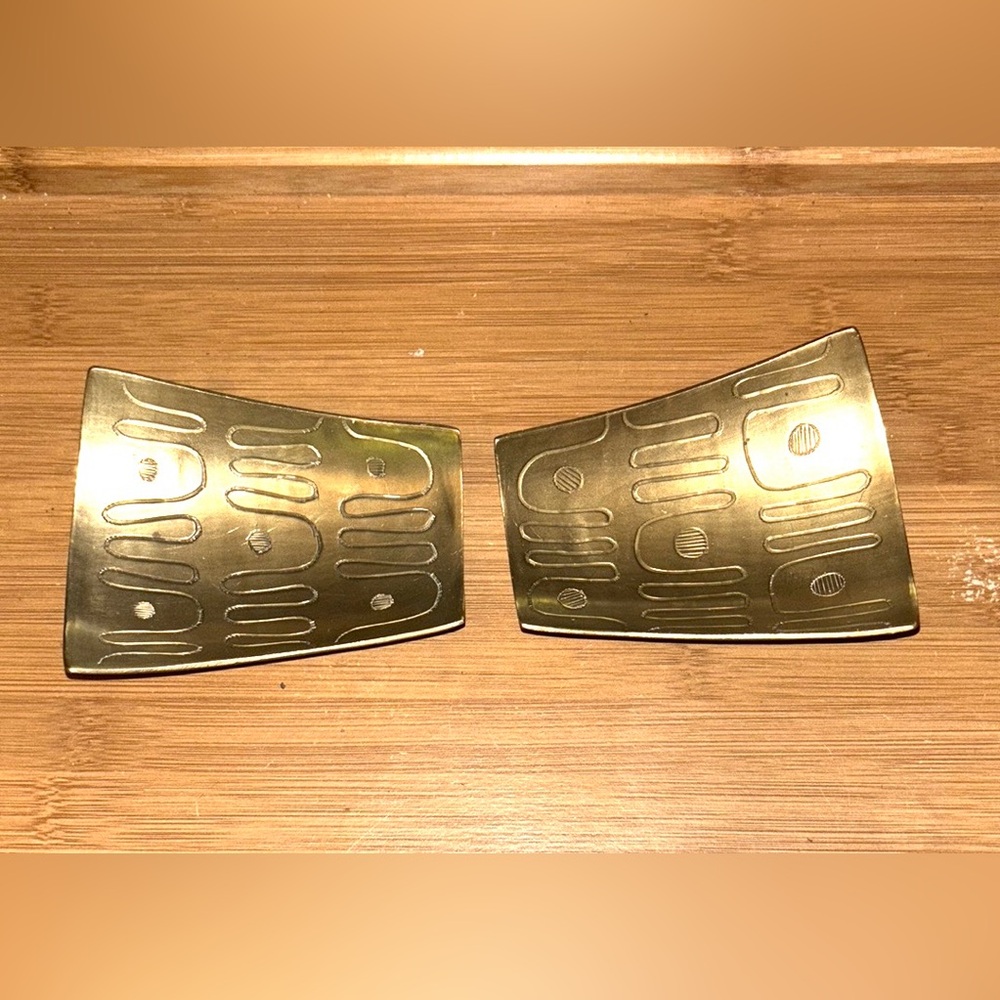 Rare pair curved brass decorative TeaLite holders made and hand signed in India